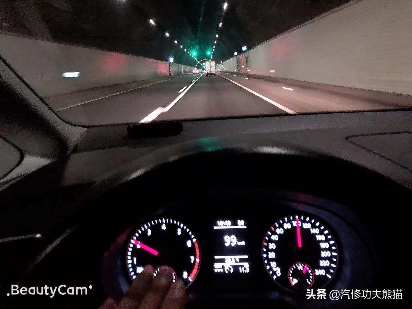 大众夏朗2014款2.0t标配烧机油吗,2016款大众夏朗1.4t发动机烧机油