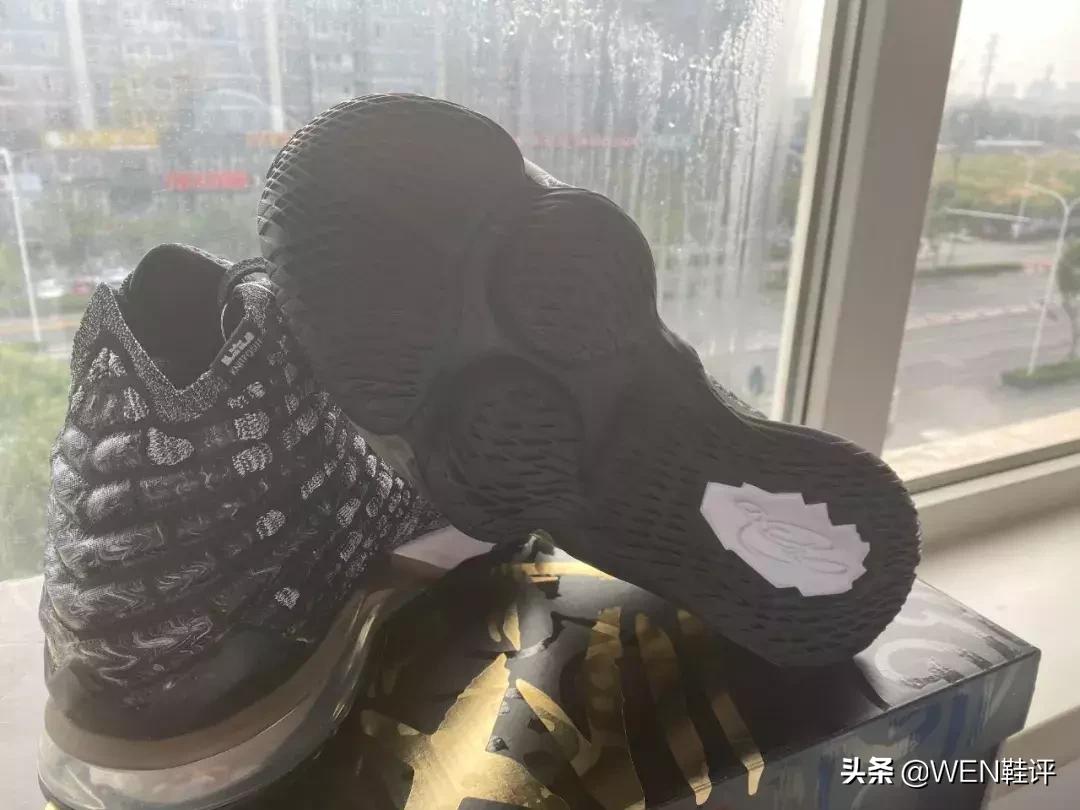 球鞋届的哥斯拉！全新鞋面科技+史上最大气垫会让它超越AJ34吗？