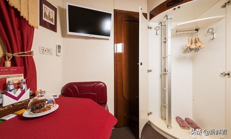 俄罗斯圣彼得堡火车卧铺,莫斯科到圣彼得堡的卧铺车厢怎样