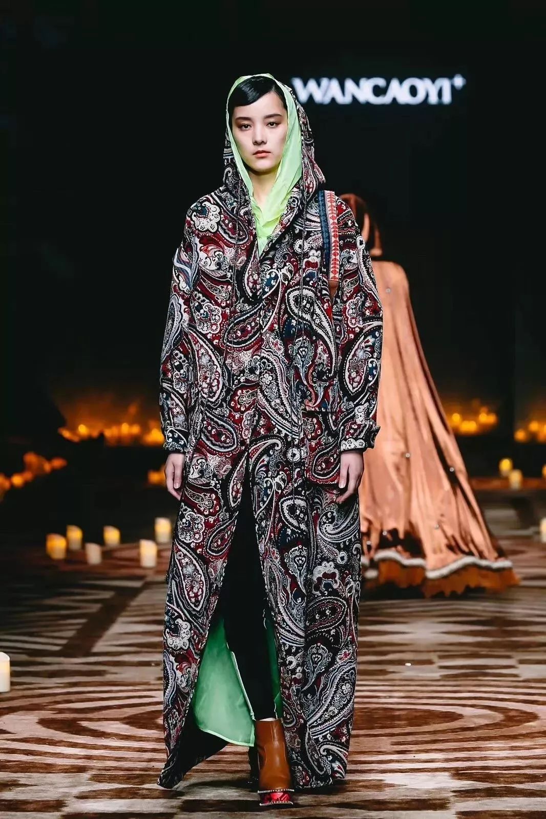 巴黎时装周2023看秀,在不同的时装周看秀