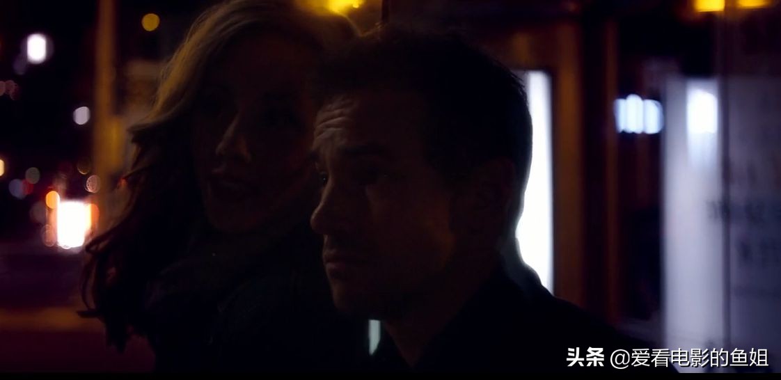 女生手指脱皮视频,女孩手脱皮厉害