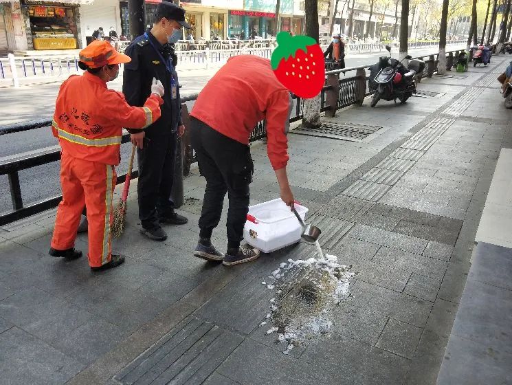 眉山小区脏乱差,眉山下水道堵塞