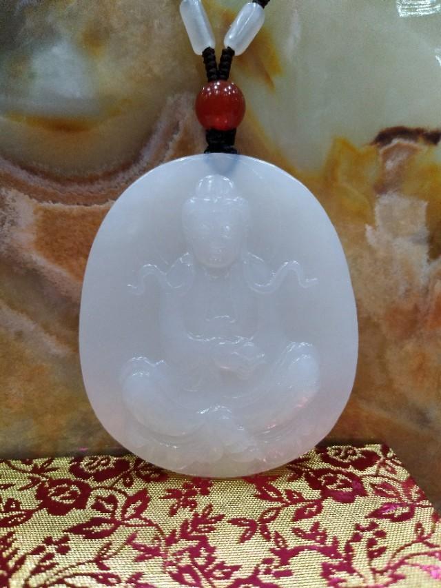 到新疆能买到什么玉石,到乌鲁木齐买和田玉真吗