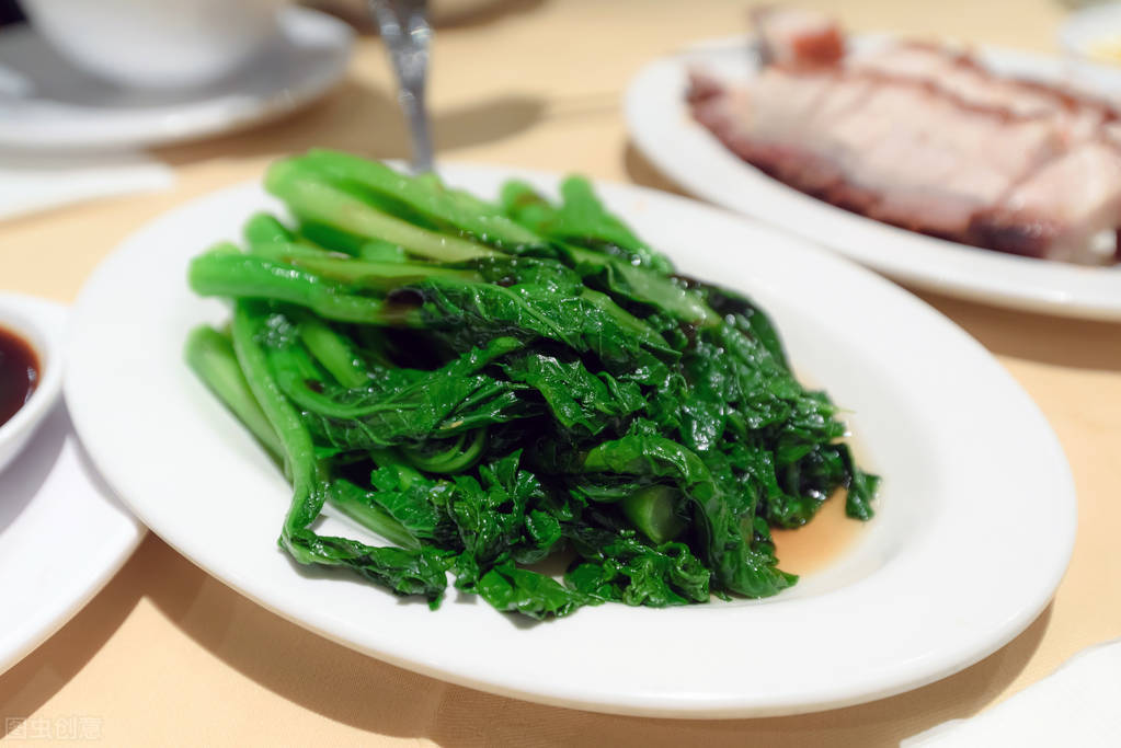 无论炒什么菜都要热锅冷油吗,无论炒什么菜都不会变黑的技巧