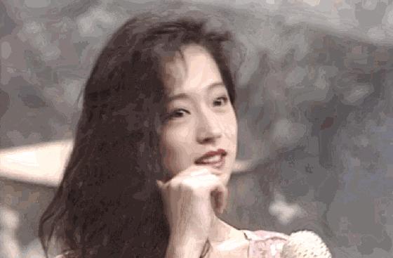 2003年怀念张国荣梅艳芳演唱会,张国荣和梅艳芳互相嫌弃的友情