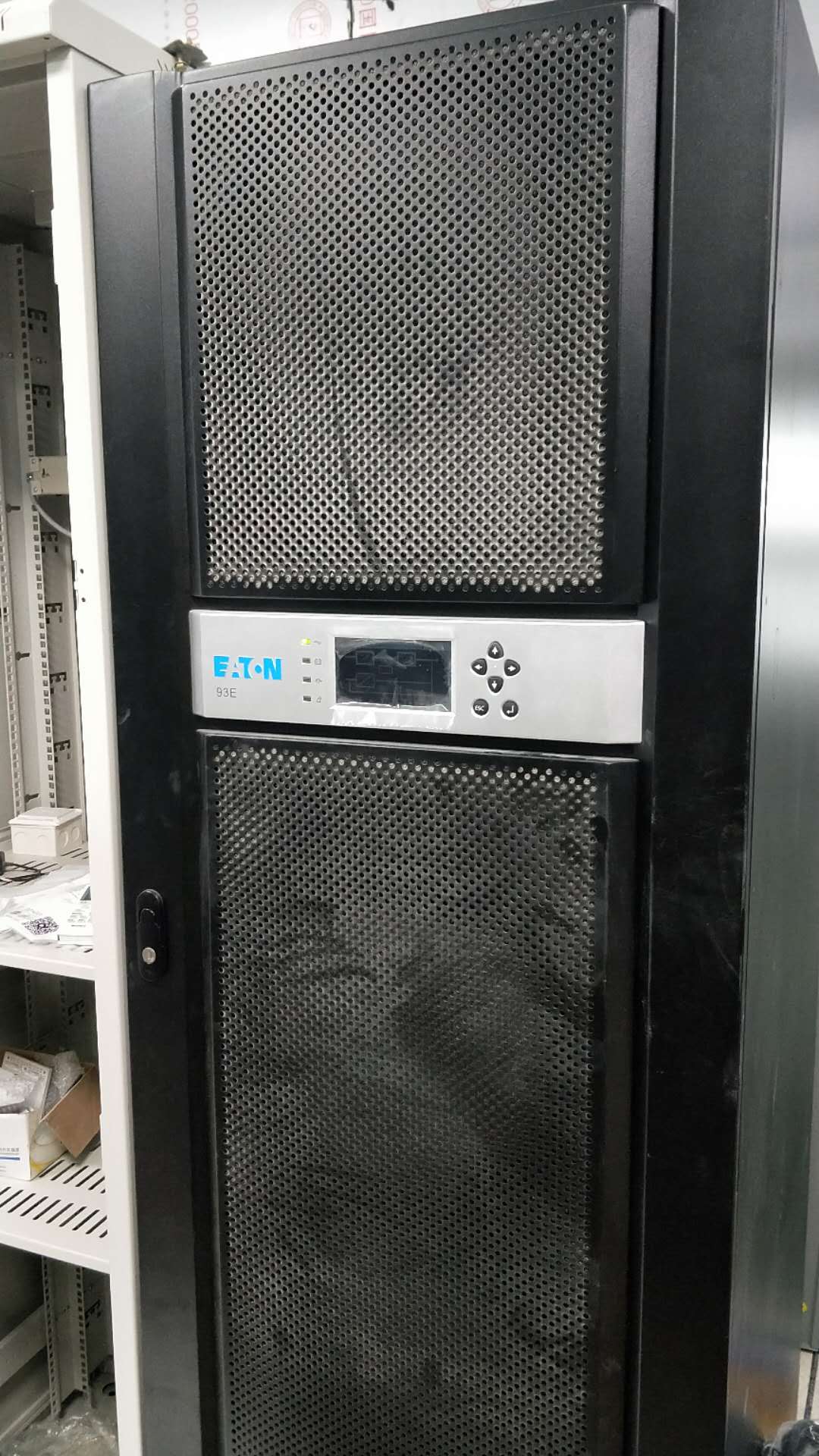 弱电机房ups供电系统图,安防监控系统中如何配置ups备用电