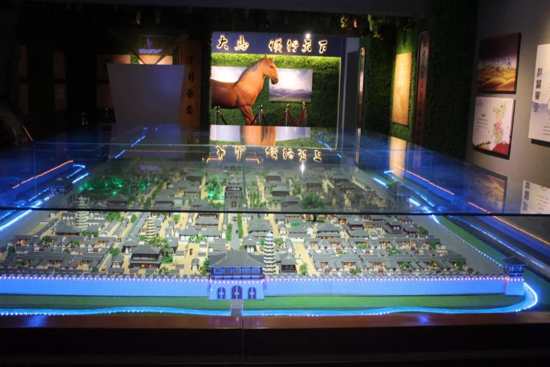 经典边塞诗凉州词,千古名诗凉州词