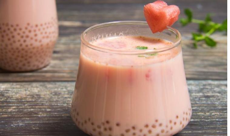 2分钟就能学会的9种自制饮品,用常用的食材做简单又好看的饮品