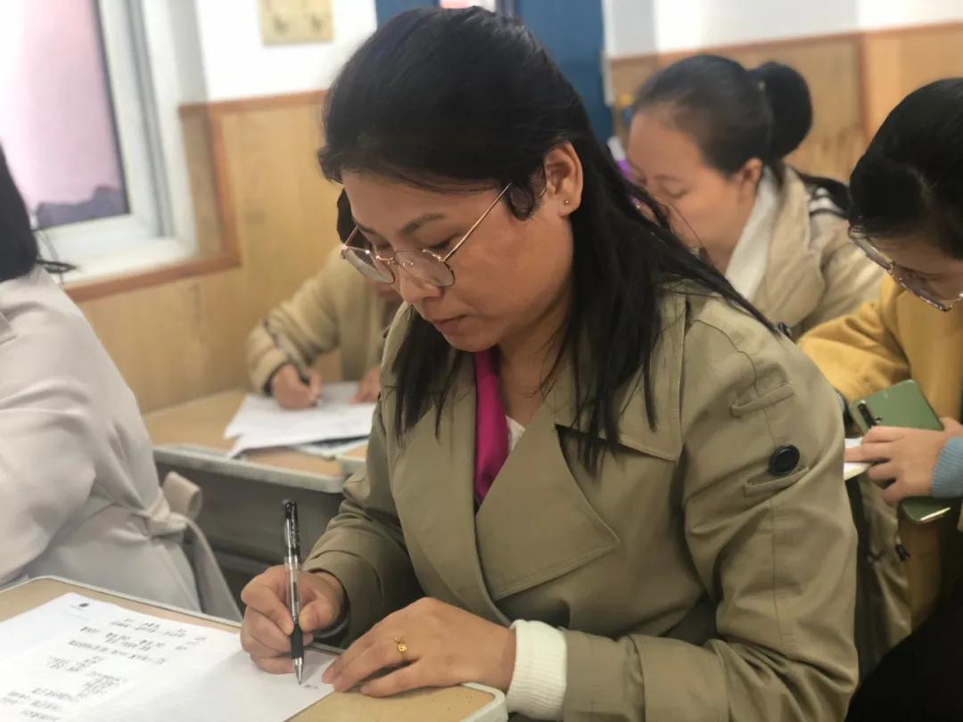 丰荫明德小学大课间,丰荫明德小学访谈2021