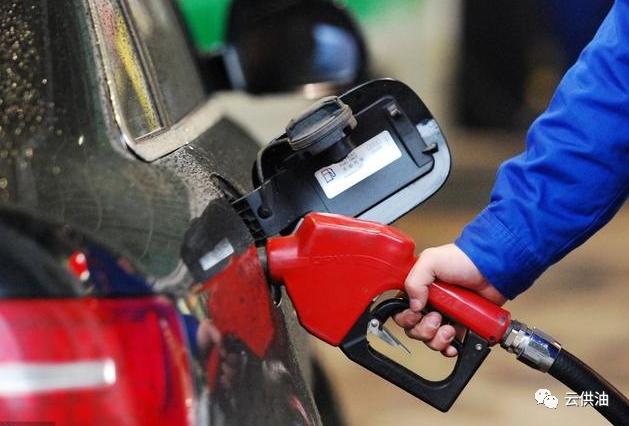 油价加油最新消息,油价上涨燃油车企
