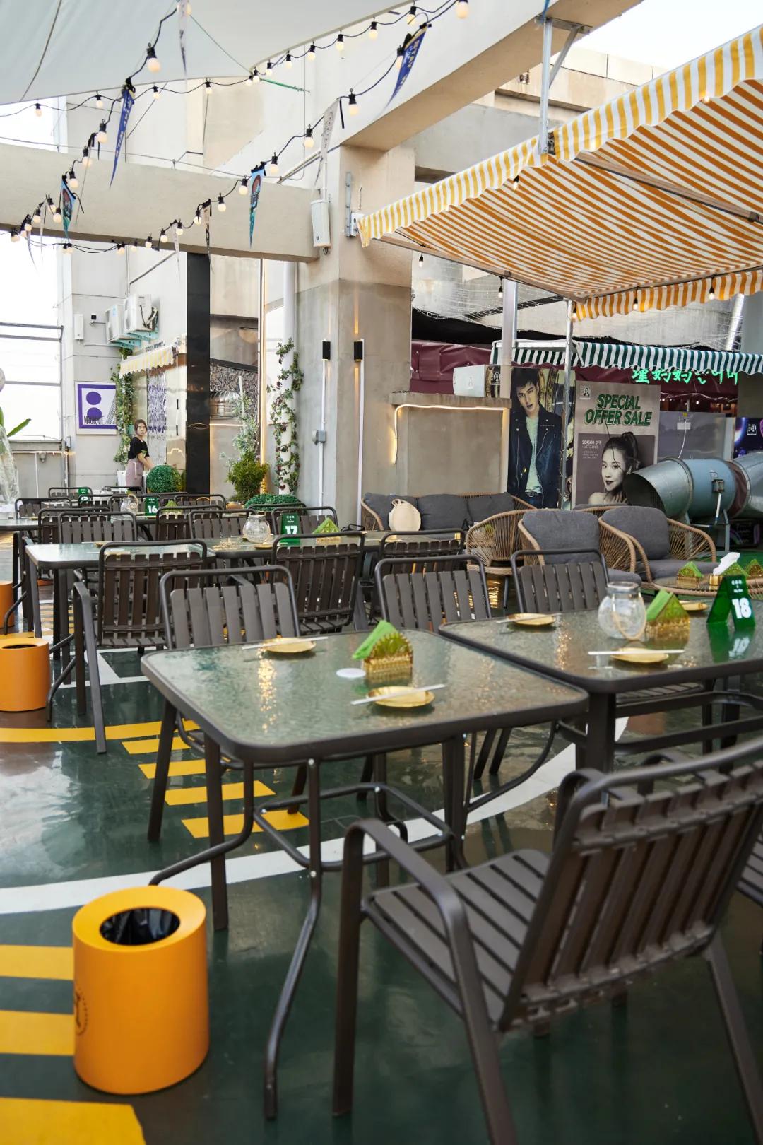 这家开在28层的「空中餐厅」，被大家称之为周口的小韩国