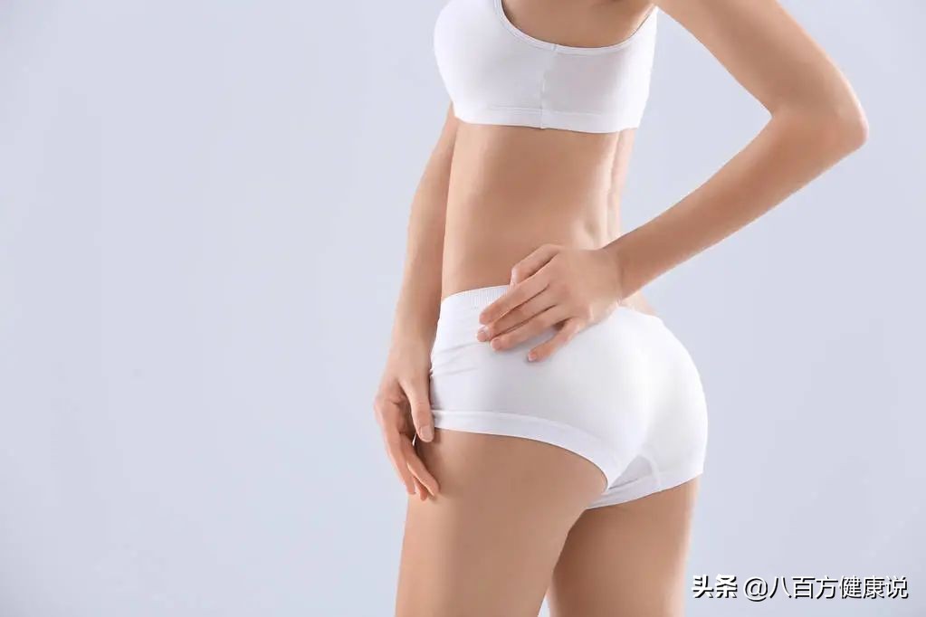 裤上黄黄的还有异味是怎么回事,裤上有褐色的东西是怎么回事