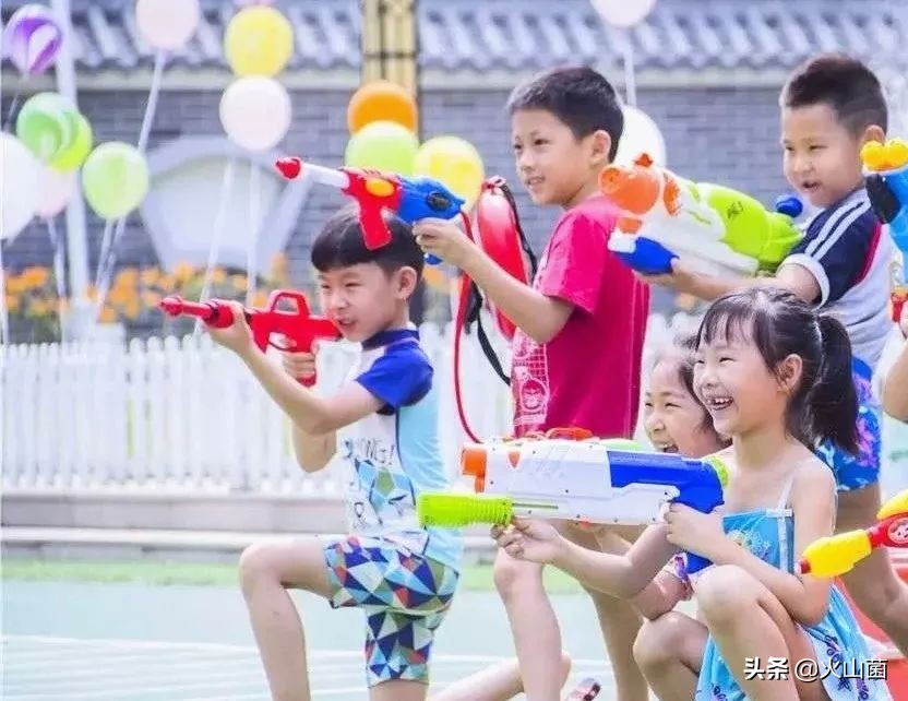 逃离高温“熔炉”，南方的夏天就该玩雪