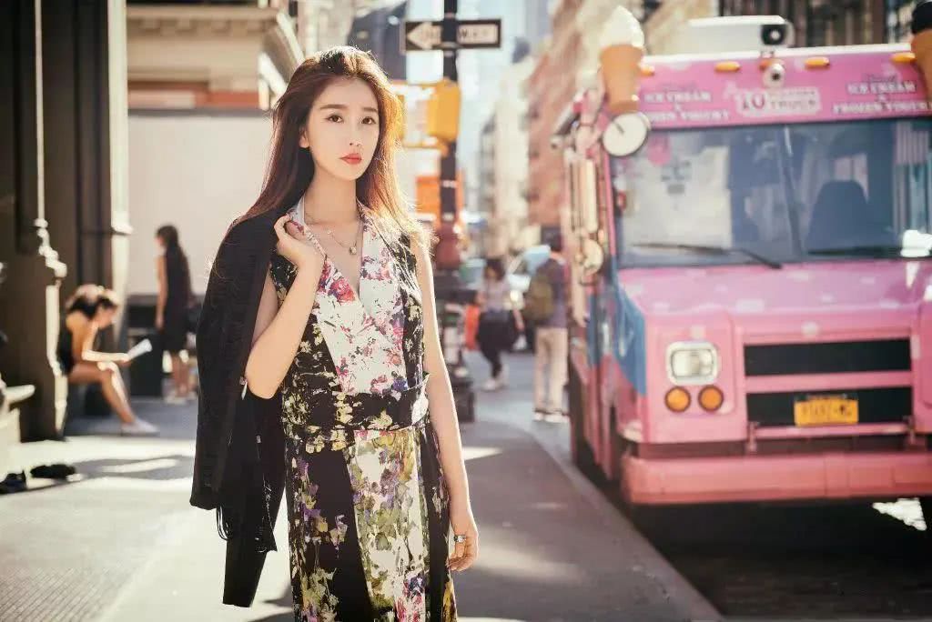 我们撕开了娱乐圈“豪门公主”的遮羞布