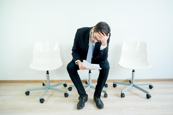 投出的简历多长时间能回复,投出的简历没人看怎么办