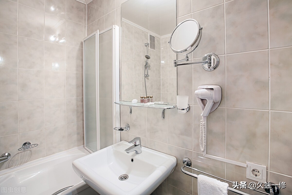 厕所漏水玻璃胶可以解决吗,卫生间洗手池破裂怎么修补