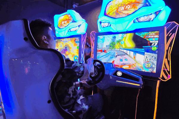 西南首家运动娱乐空间即将亮相成都339，解救年底聚会就靠它了