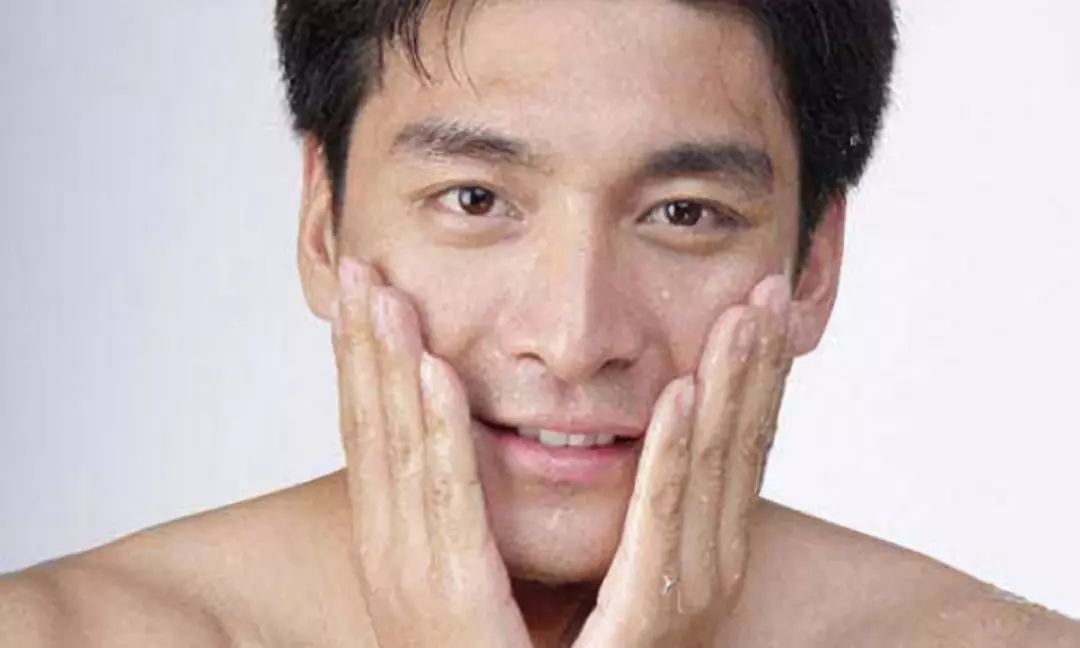 毛孔粗大有没有有效的方法解决,毛孔粗大如何改善治愈系