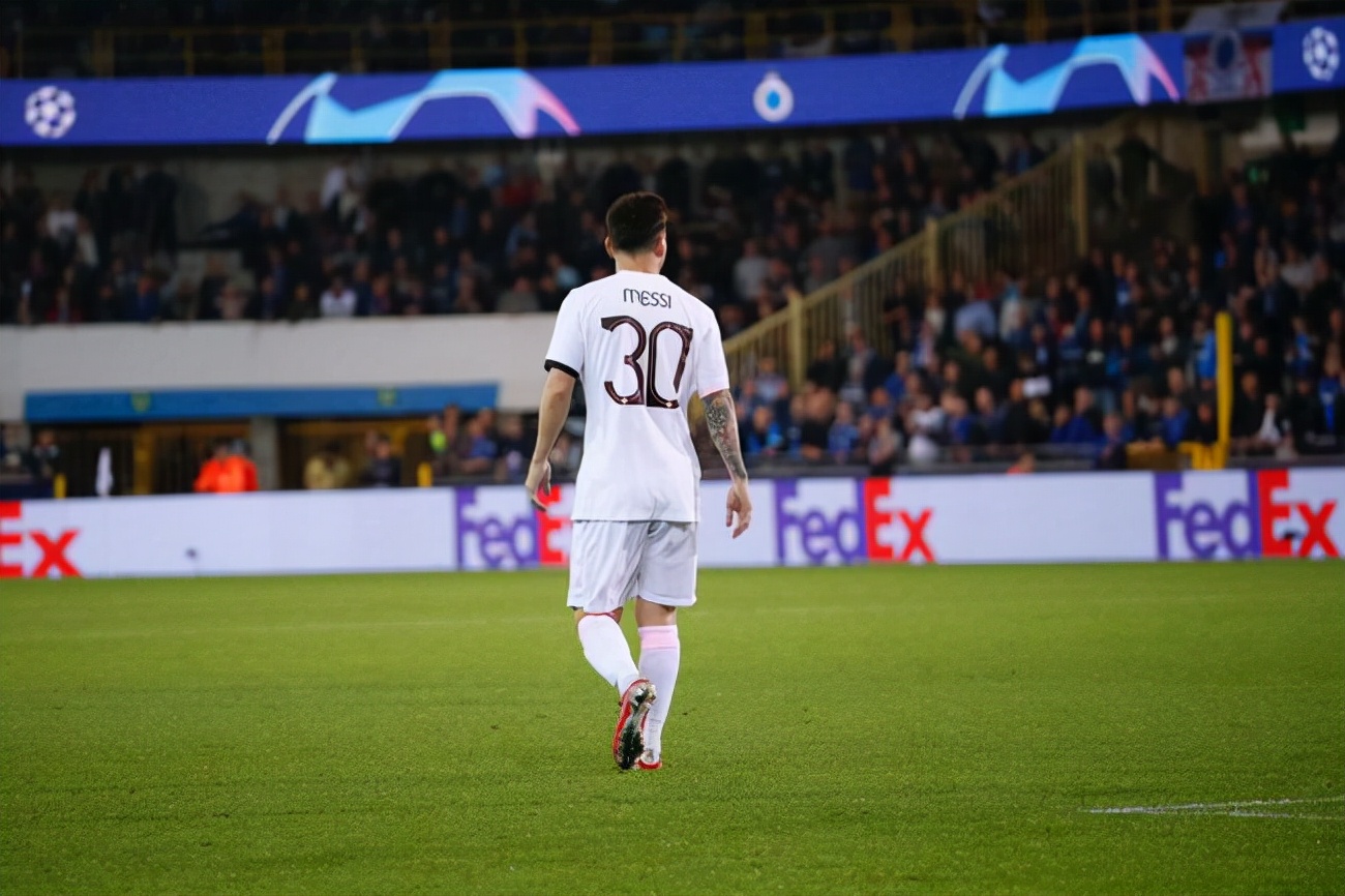 梅西射进点球,姆巴佩绝杀希腊爆射横梁