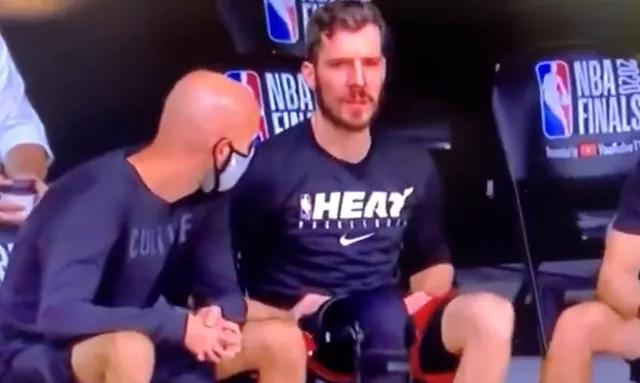 因伤不能打，德拉季奇坐在场边眼中带泪，这职业精神令人动容