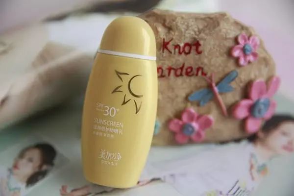 老牌国货翻身,国货提亮肤色平价