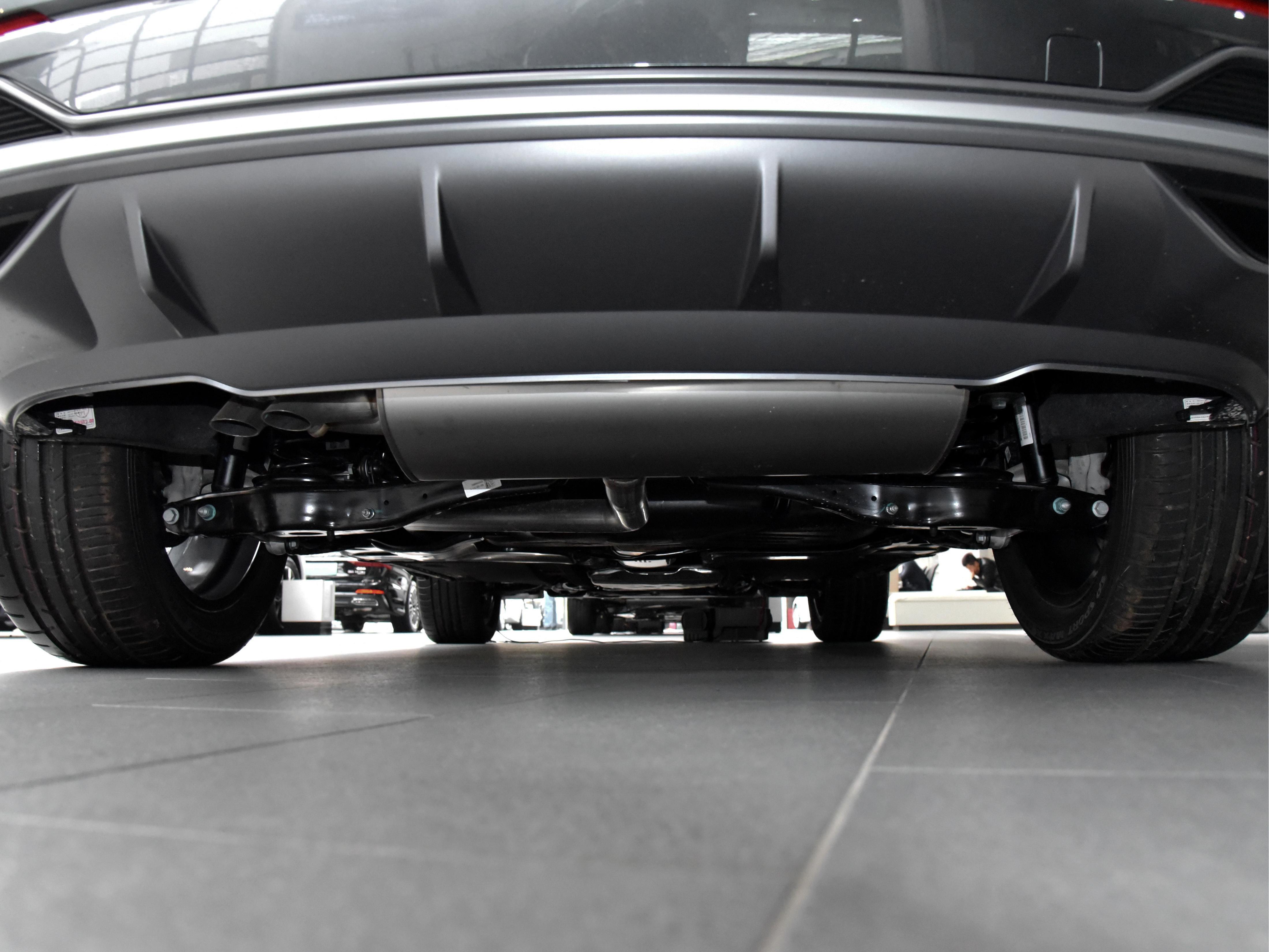 2014款2.0t奥迪q3真实油耗,16款奥迪q3全时四驱运动性测评