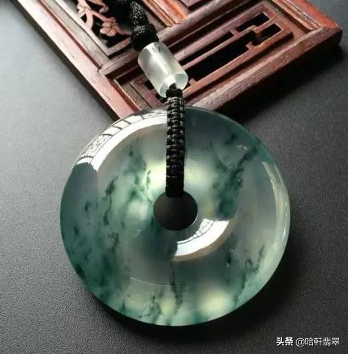 飘花翡翠和水草玛瑙的区别,飘花水草玛瑙值钱吗