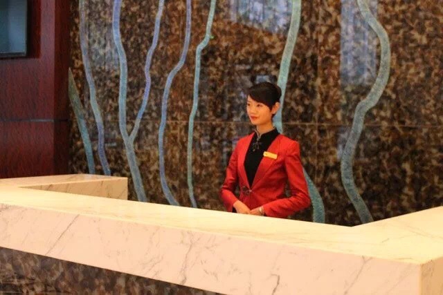 酒店前台办理房卡的流程,酒店补办房卡用的系统