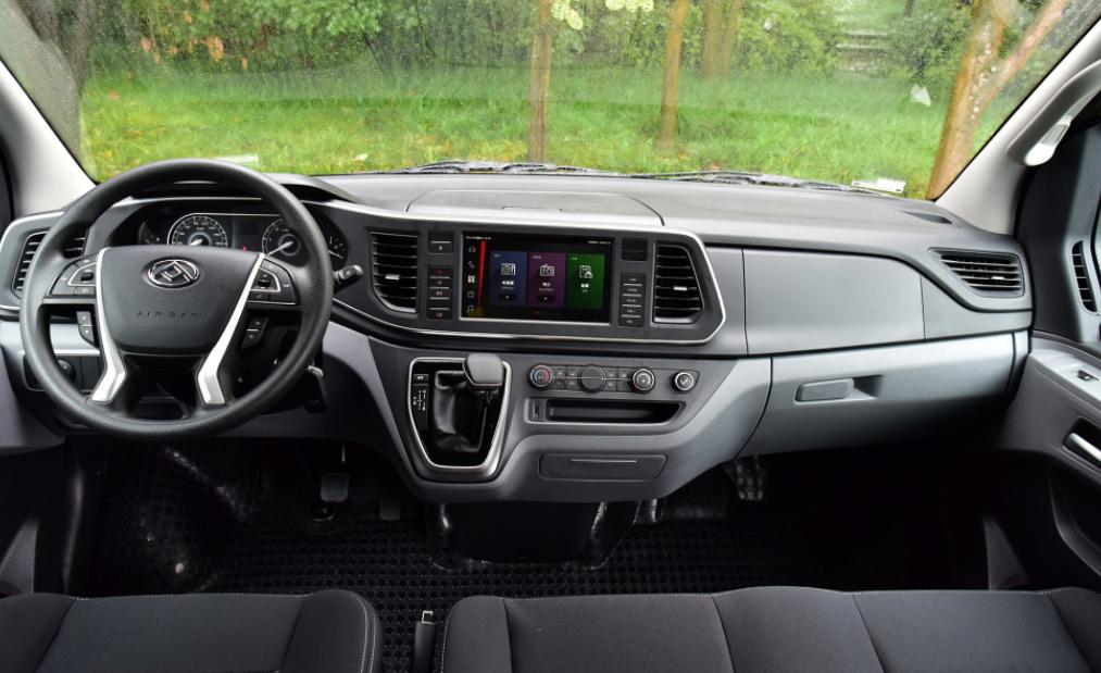 哪款轻客开着最舒服,最省油的轻客是哪款