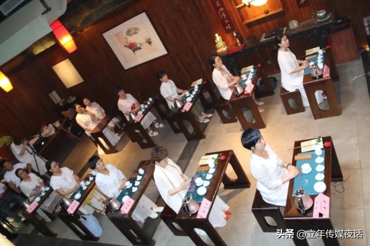 乘风破浪苦心茶艺培训的邵金歌：昔日雅士案头香，飘入寻常百姓家