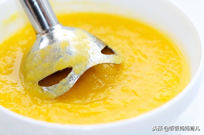 宝宝6个月吃辅食需要买辅食书吗,6个月宝宝辅食可以吃什么