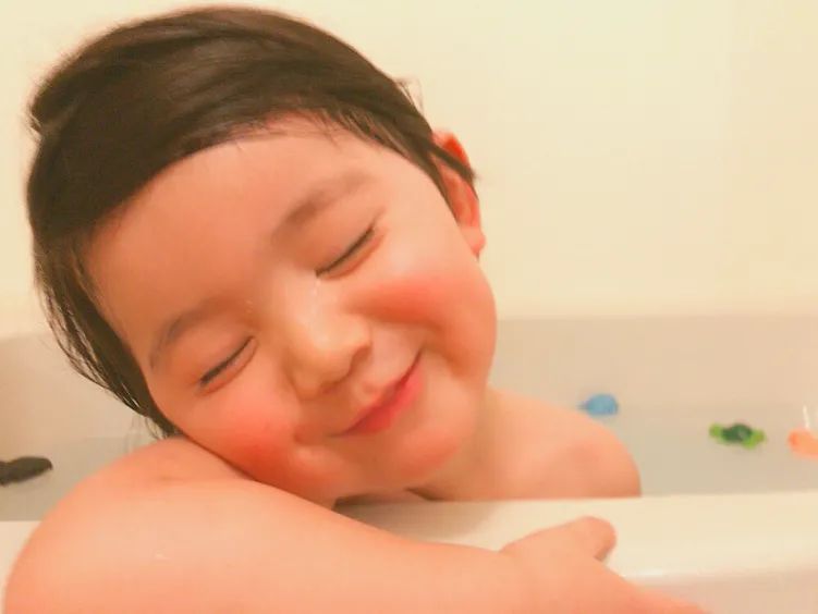 日本大眼妹本人抖音,日本大阪大眼妹本人抖音