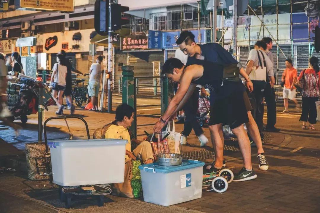 「社创案例」你热爱环保吗?那就摆个闲地摊,也可以功德无量!