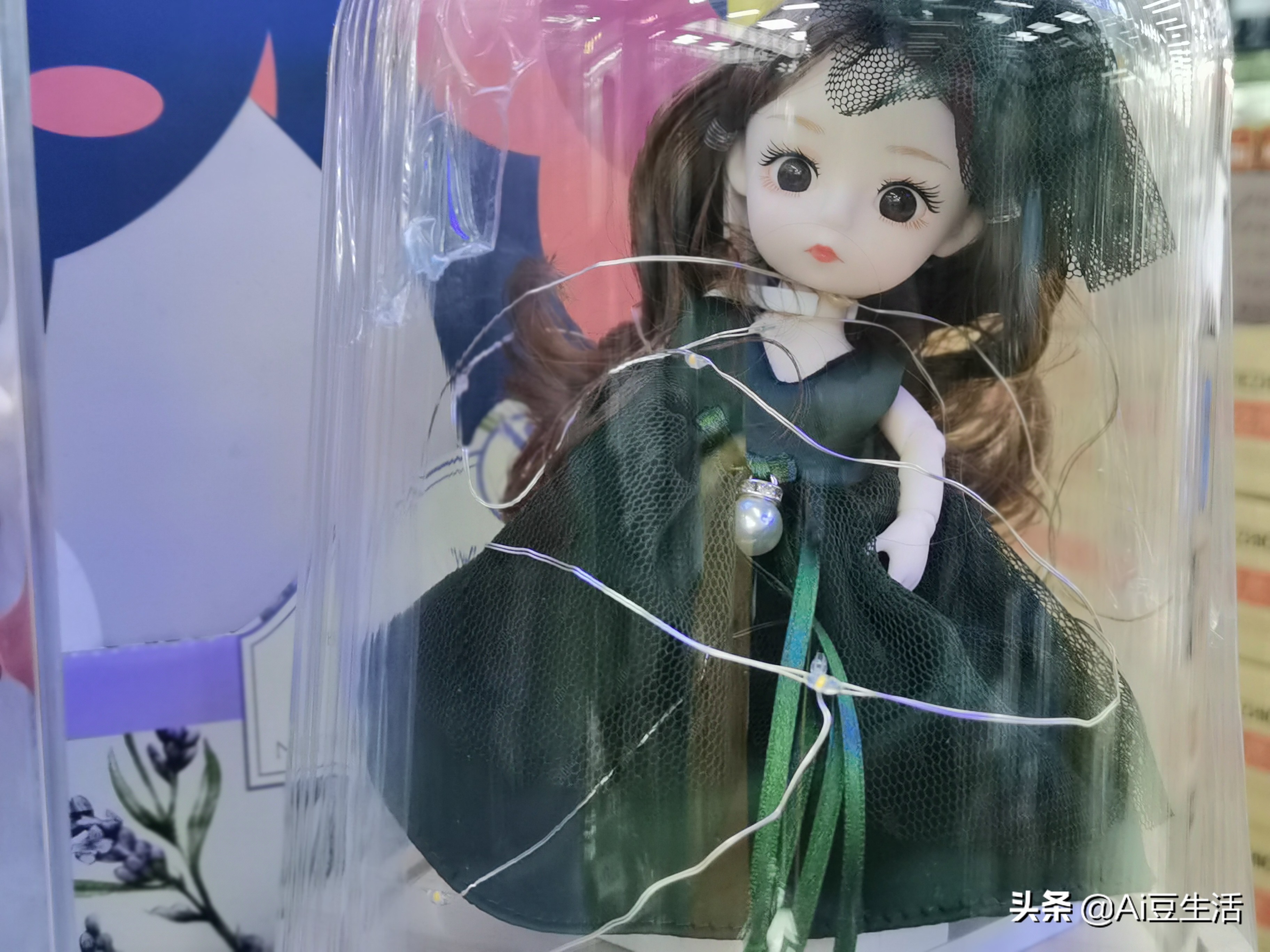 「玩亿次」线下零食版拼夕夕，竟然就藏在深圳华强北