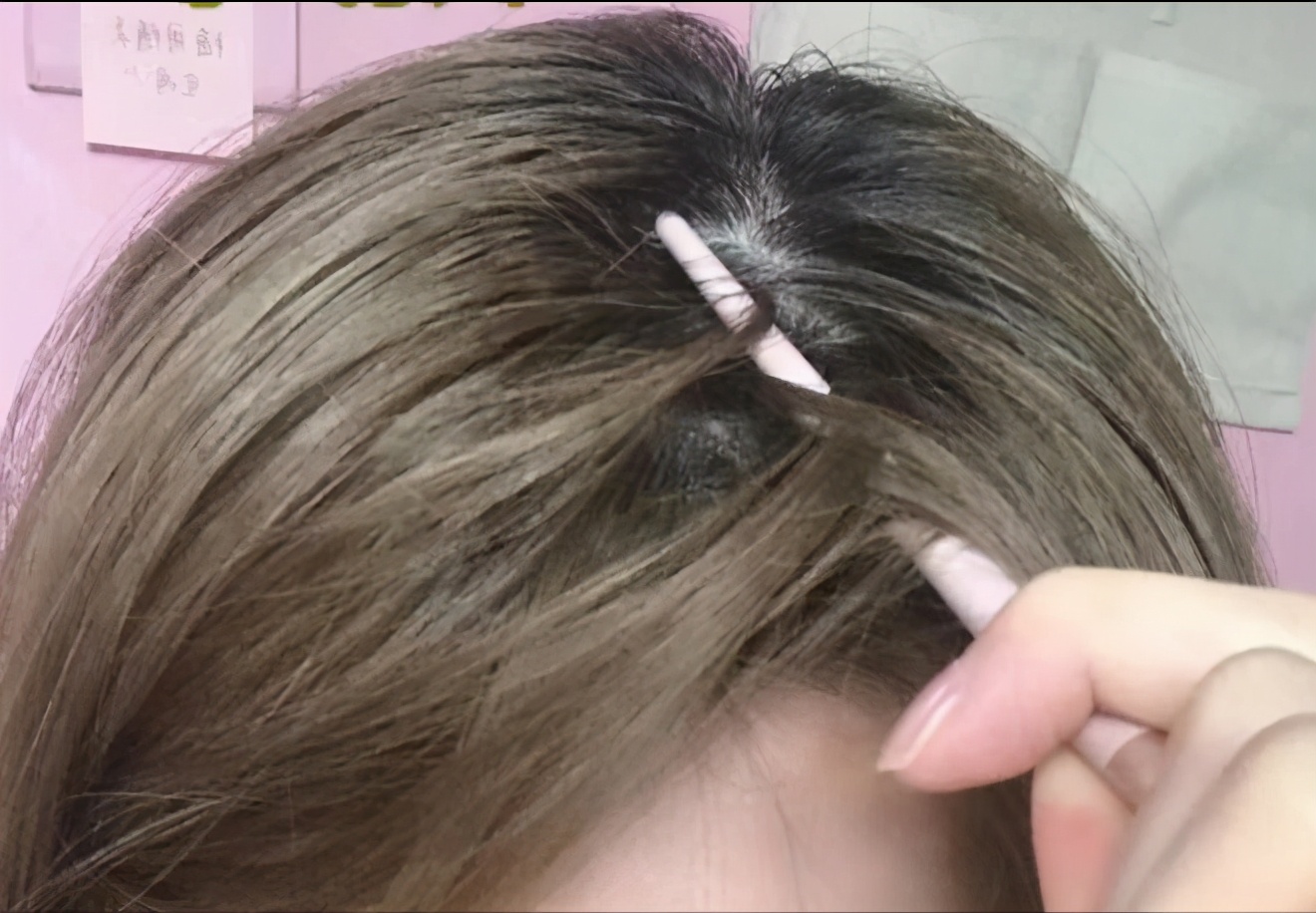 头顶很塌怎么一直蓬松,头顶尖头发塌怎么弄蓬松小妙招