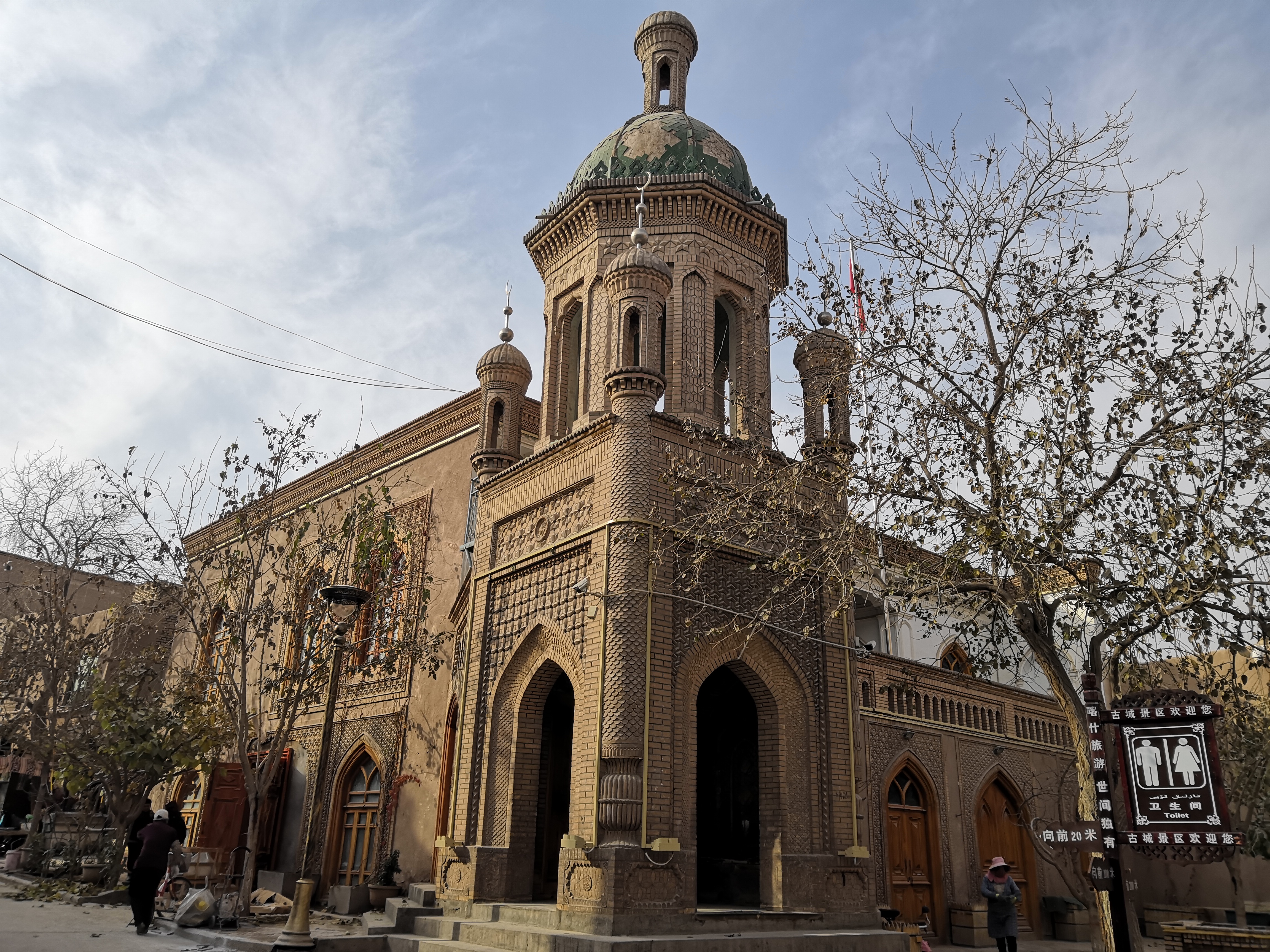 新疆北疆旅游攻略,南疆北疆旅游必去十大景点