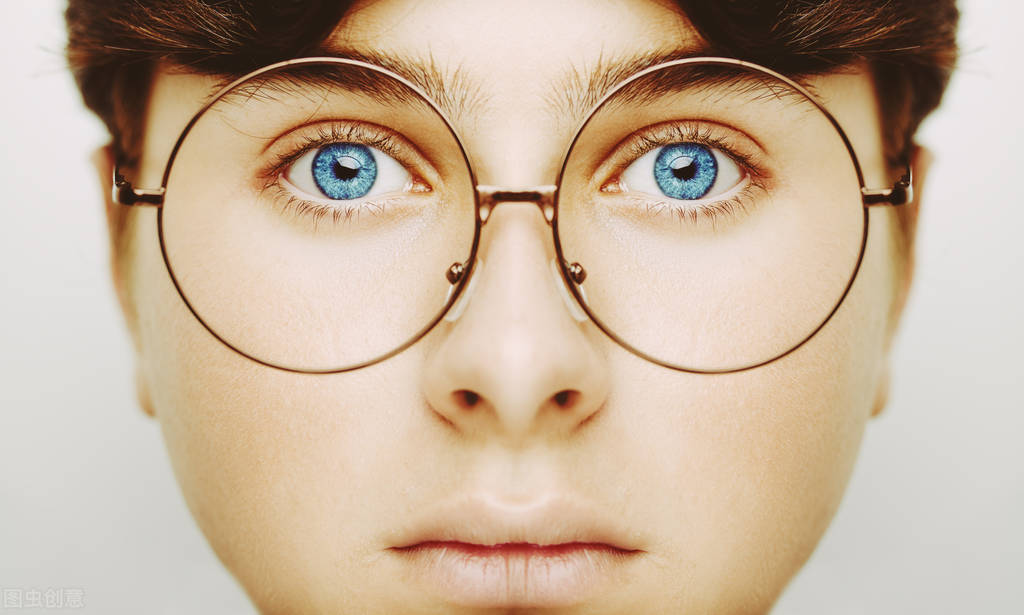 维生素d能预防近视眼吗,维生素a能预防秃头嘛