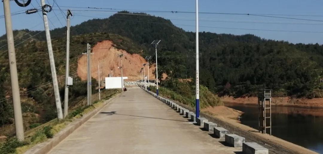 大坪上洛村,深度贫困村打赢翻身仗