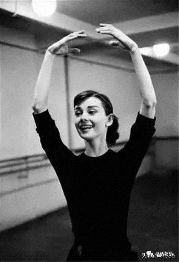 经历战乱，流产多次，嫁给3个男人，她永远是人间最美的天使！