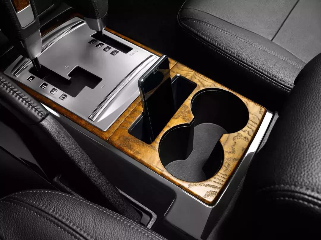 买大牌包认准专柜货，买*口车进**当买官方*口车进**