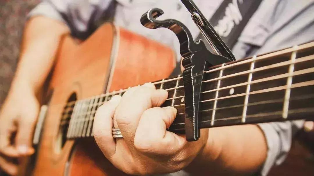 想学吉他教学入门,想学好吉他有什么书