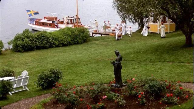 深夜除了晒烤串，还能晒太阳