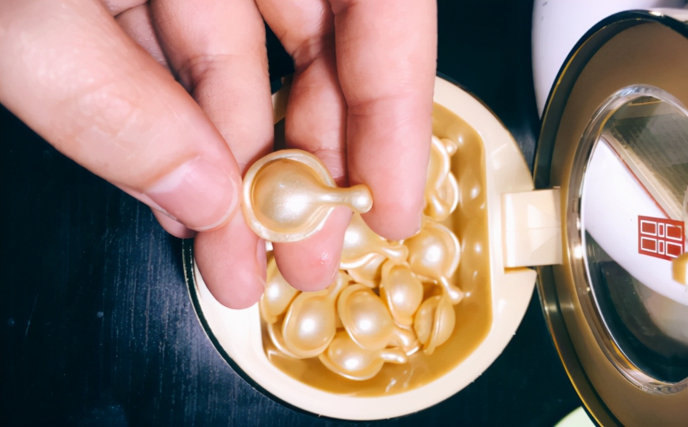 雅顿有哪些好用产品,雅顿的金胶和粉胶哪个好用