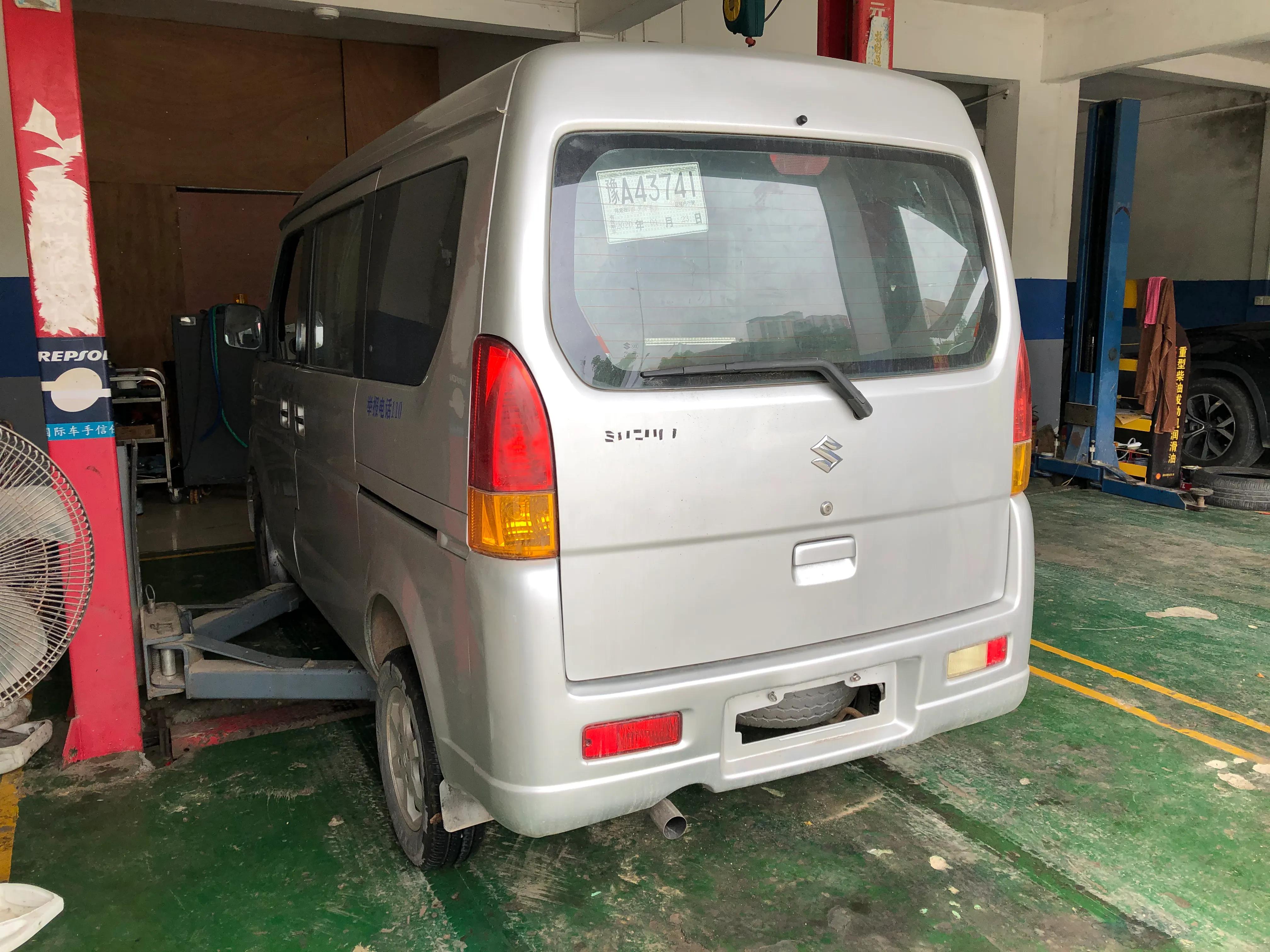 铃木浪迪面包车二手10年多少钱,二手车铃木浪迪整备费用