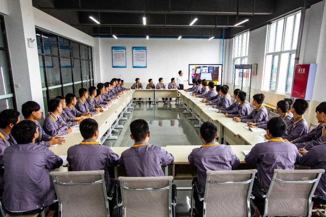 国家级汽车实训基地四川汽车职业技术学院为学习就业保驾护航