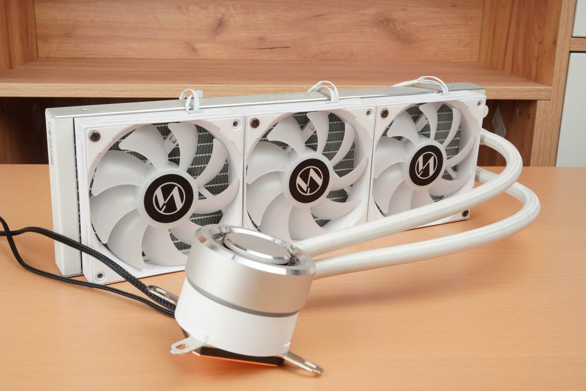 联力包豪斯mini机箱大小,联力包豪斯mini能横装吗