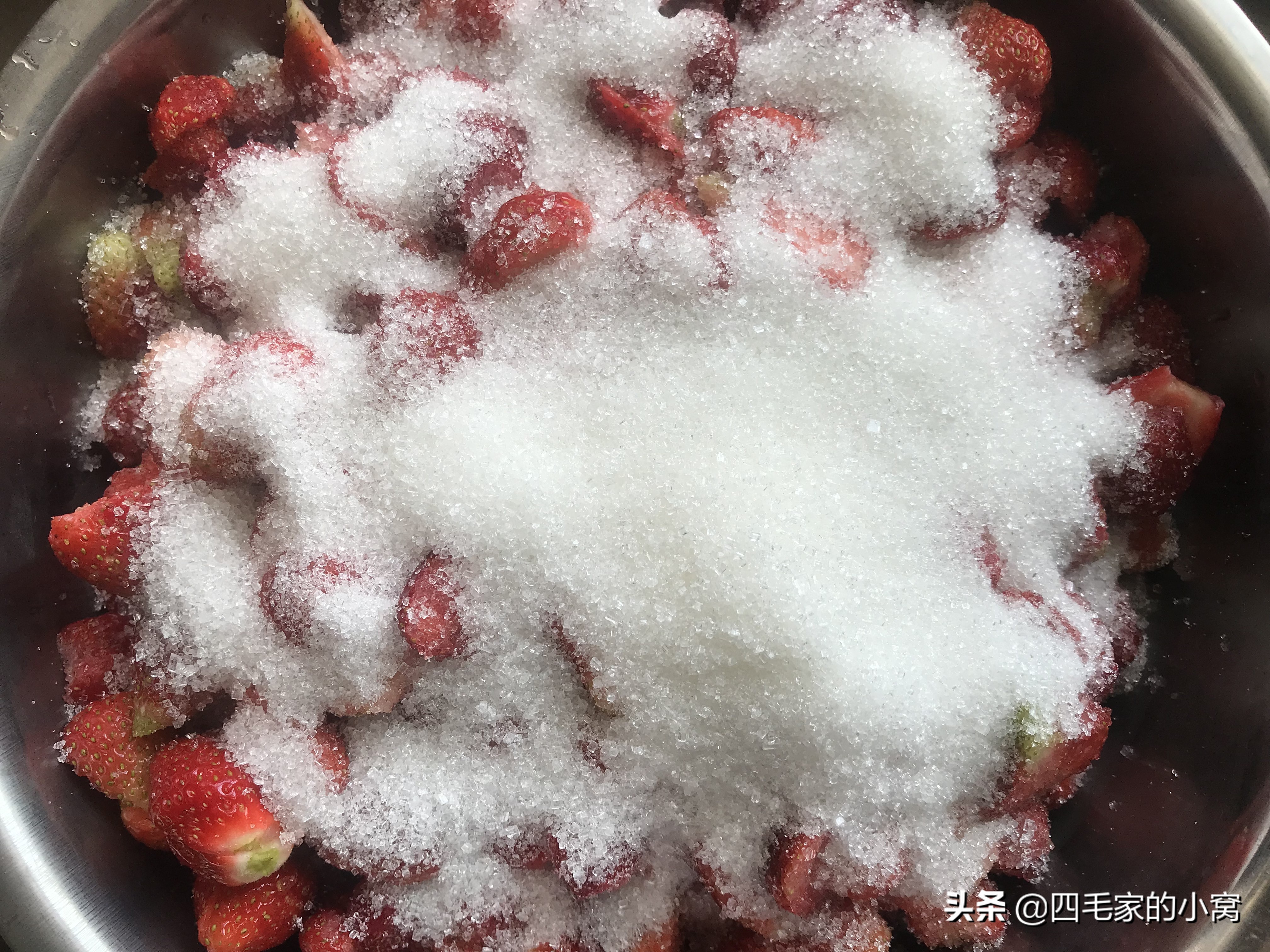 水果奢侈吃法，用自制零添加大果粒水果酱，制作爆款夏季清凉沁饮