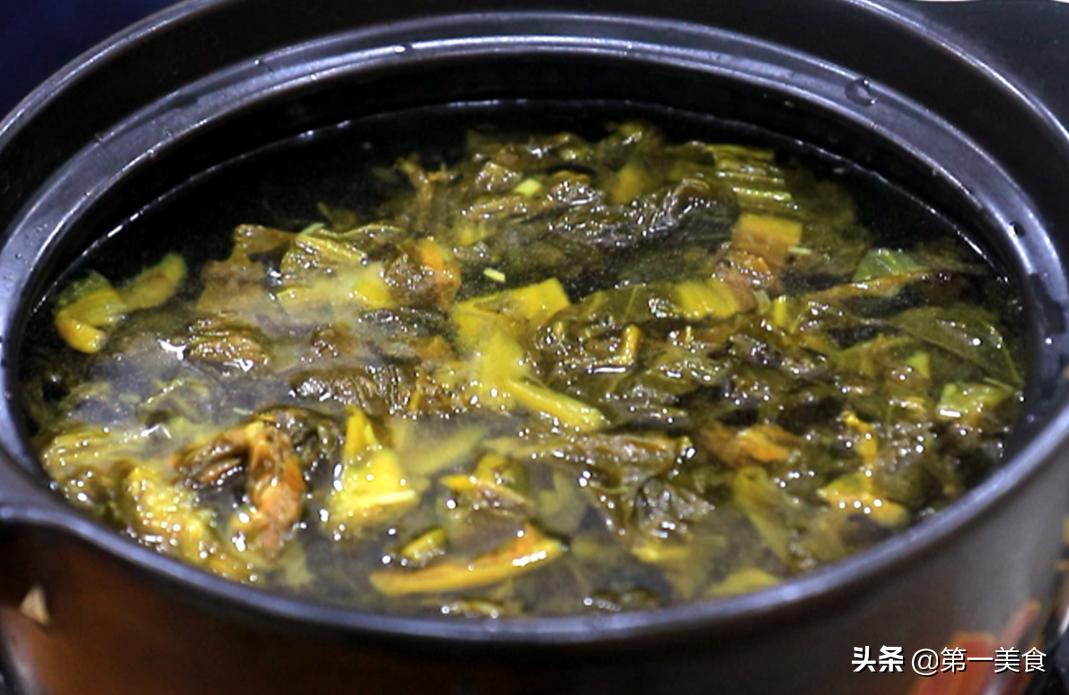 酸菜和肉怎么做肉才容易烂,酸菜炖肉需要什么料