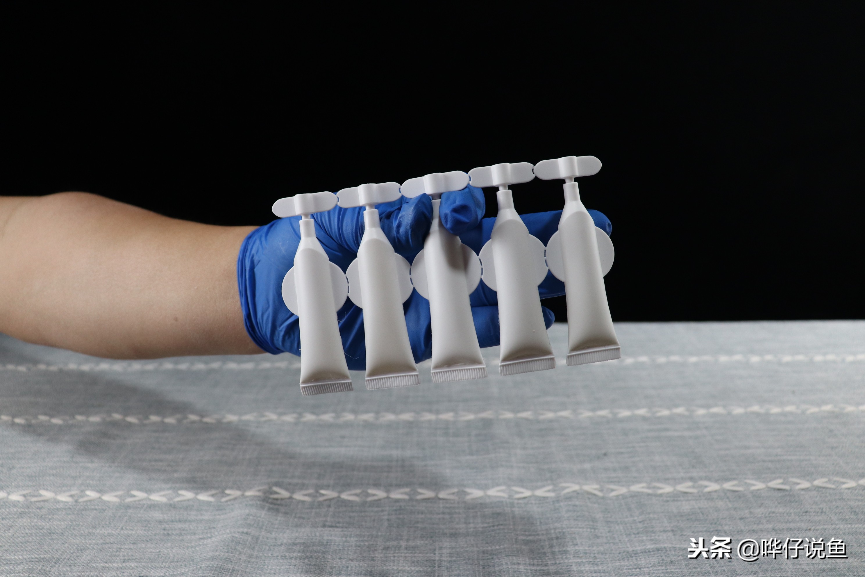 鱼缸爆氧24小时能培养硝化细菌吗,鱼缸硝化细菌培养用什么材质最好