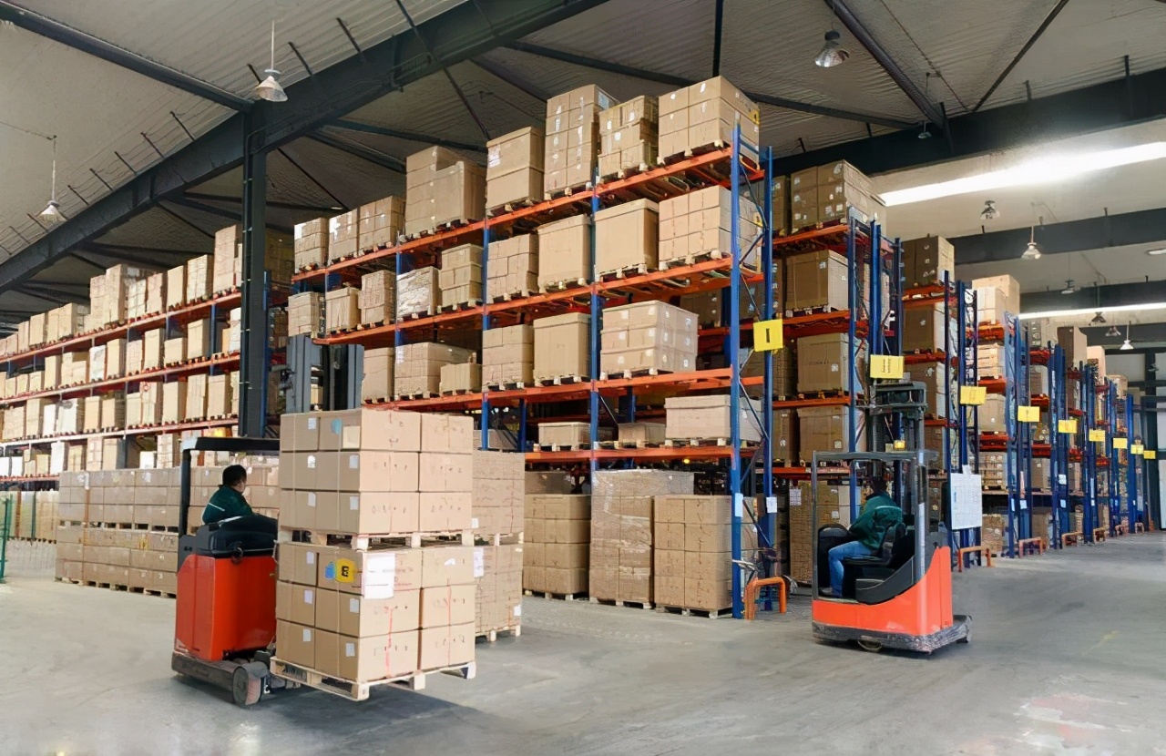 仓库搬运动作,仓库常用的装卸搬运设备有哪些